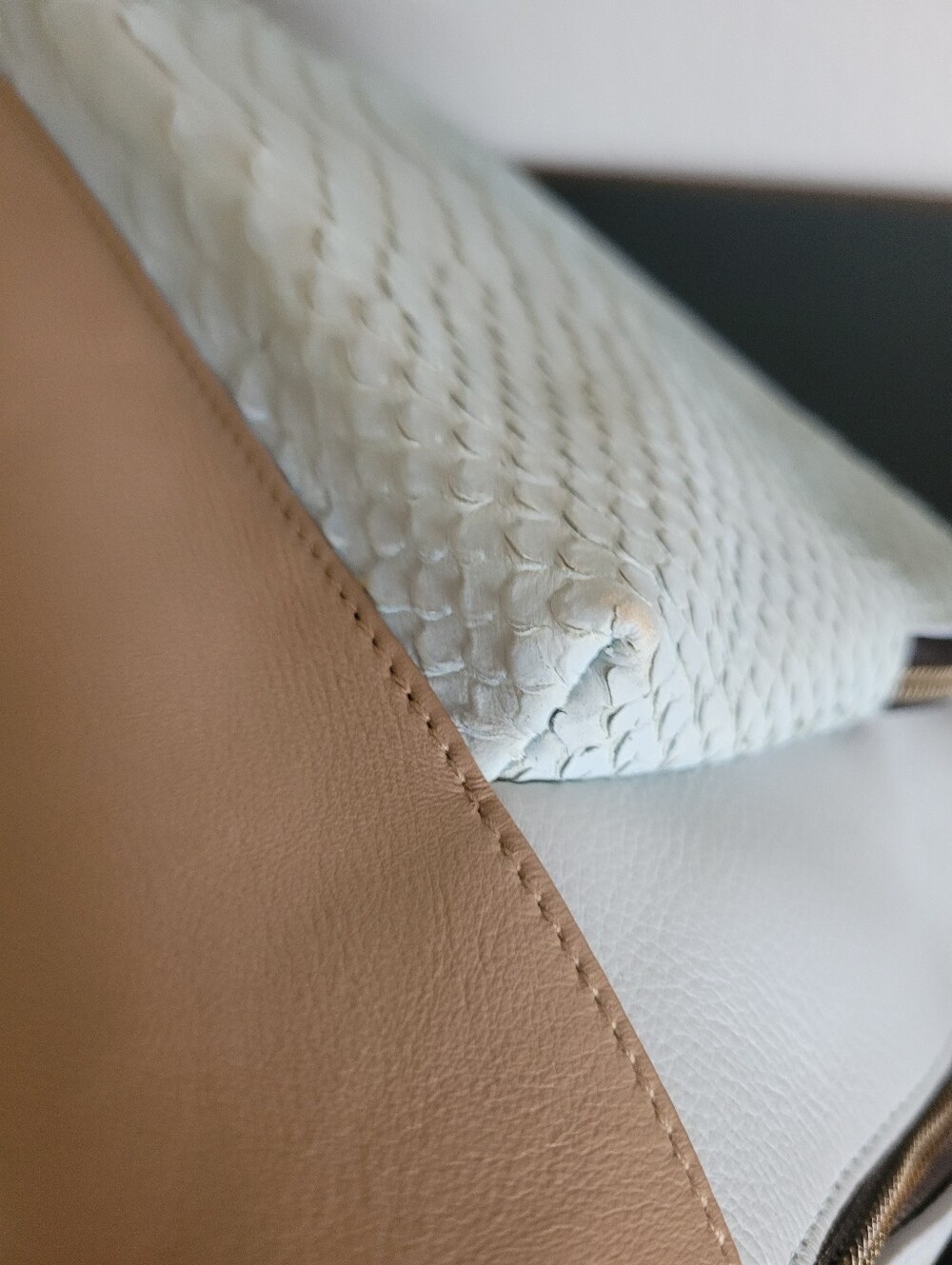 FURLA FRIDA SHOULDER CALF LEATHER BAG - Picture 10 of 15